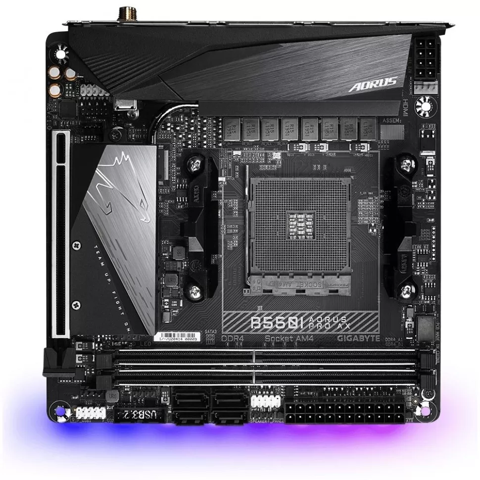 Материнская плата AMD B550 SAM4 MITX B550I AORUS PRO AX GIGABYTE