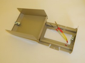 Коробка распределит на 5 плинтов металлическая