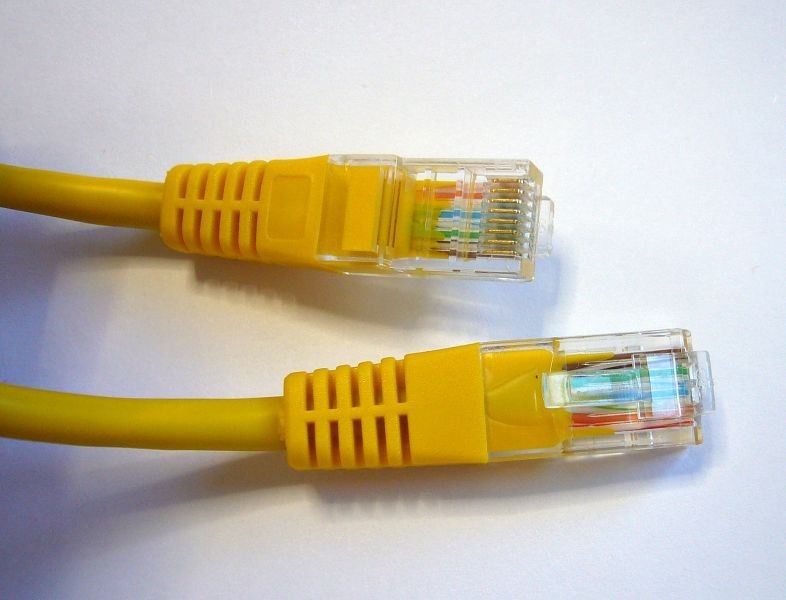 Патч-корд Netko СКС UTP4 cat.5e, 2.0м, BC, желтый,